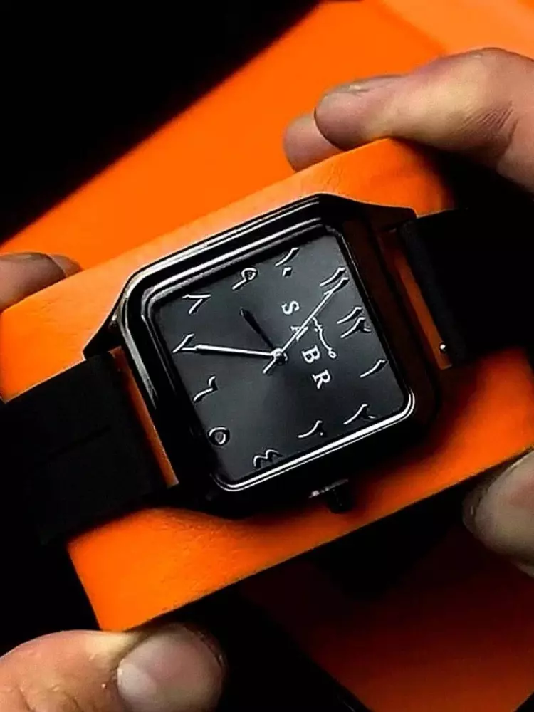 SABR Kvadrat Dizayndagi Erkaklar Soati – Erkaklar Qo‘l Soati, Stylish Watch